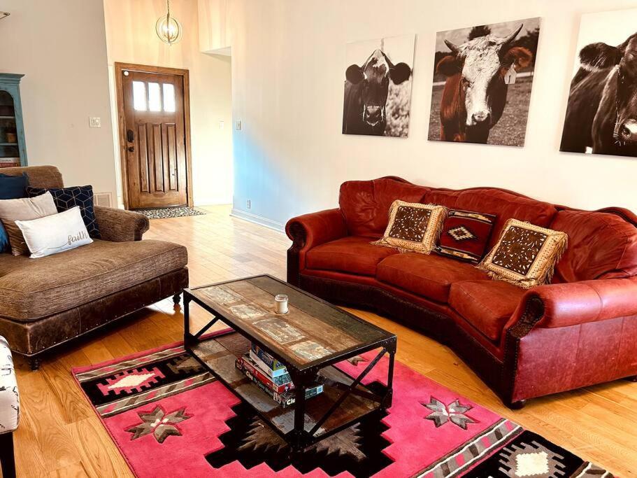 Beautiful Farmhouse W/ Pool On 6 Acres Ranch Aubrey Zewnętrze zdjęcie